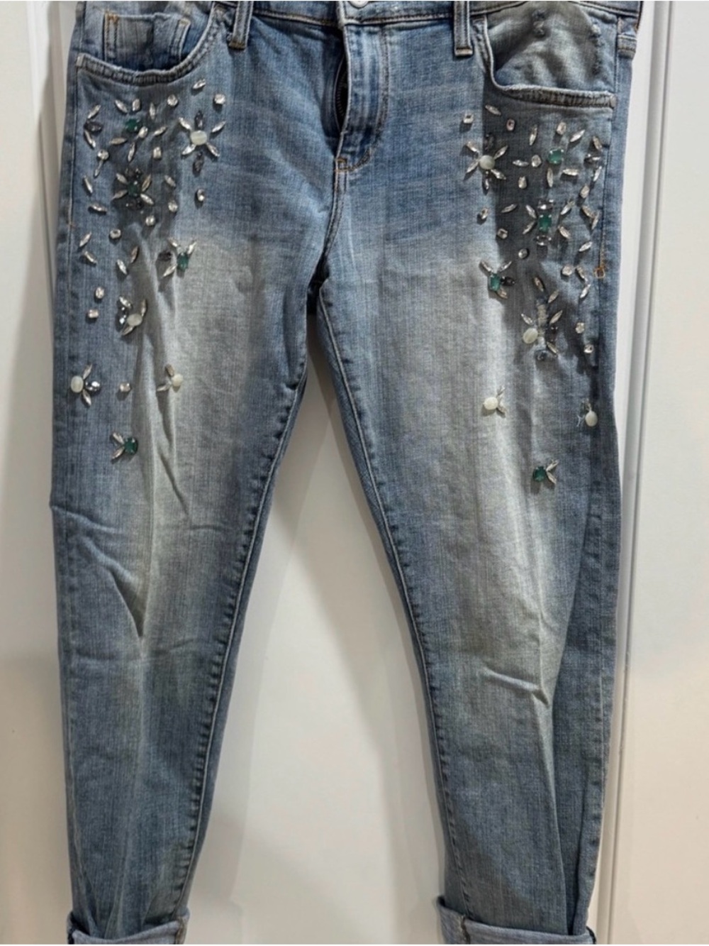 Pilcro Anthropologie Distressed Embellished Boyfriend Jeans Sz 29 - Picture 3 of 6